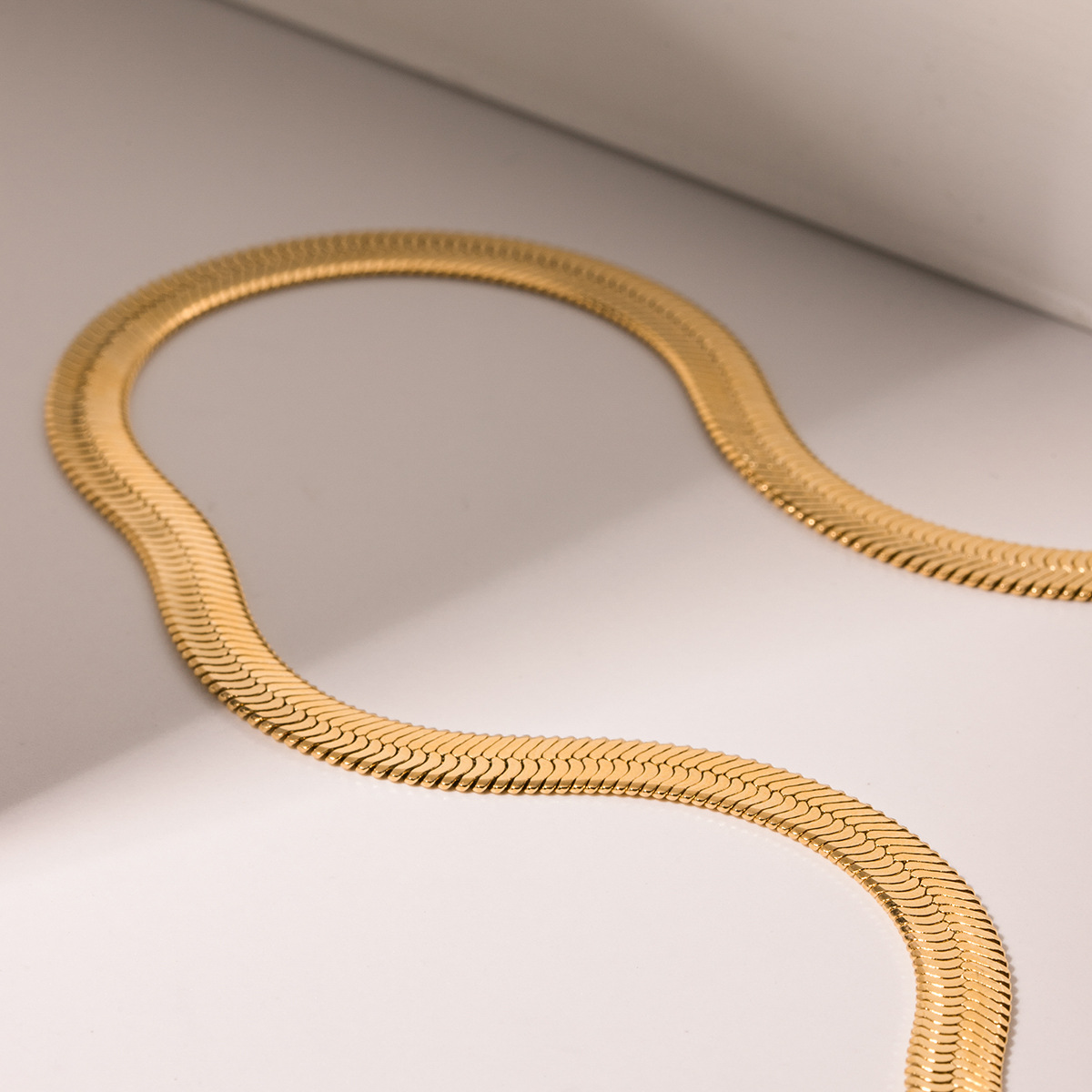 COLLARES FAME